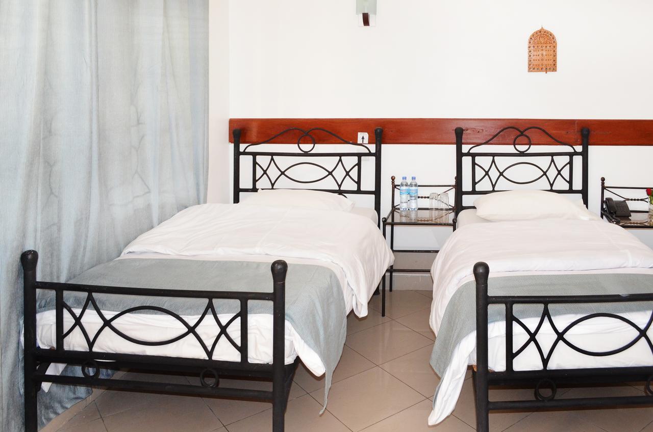 קואנרואה Arusha Naaz Hotel מראה חיצוני תמונה