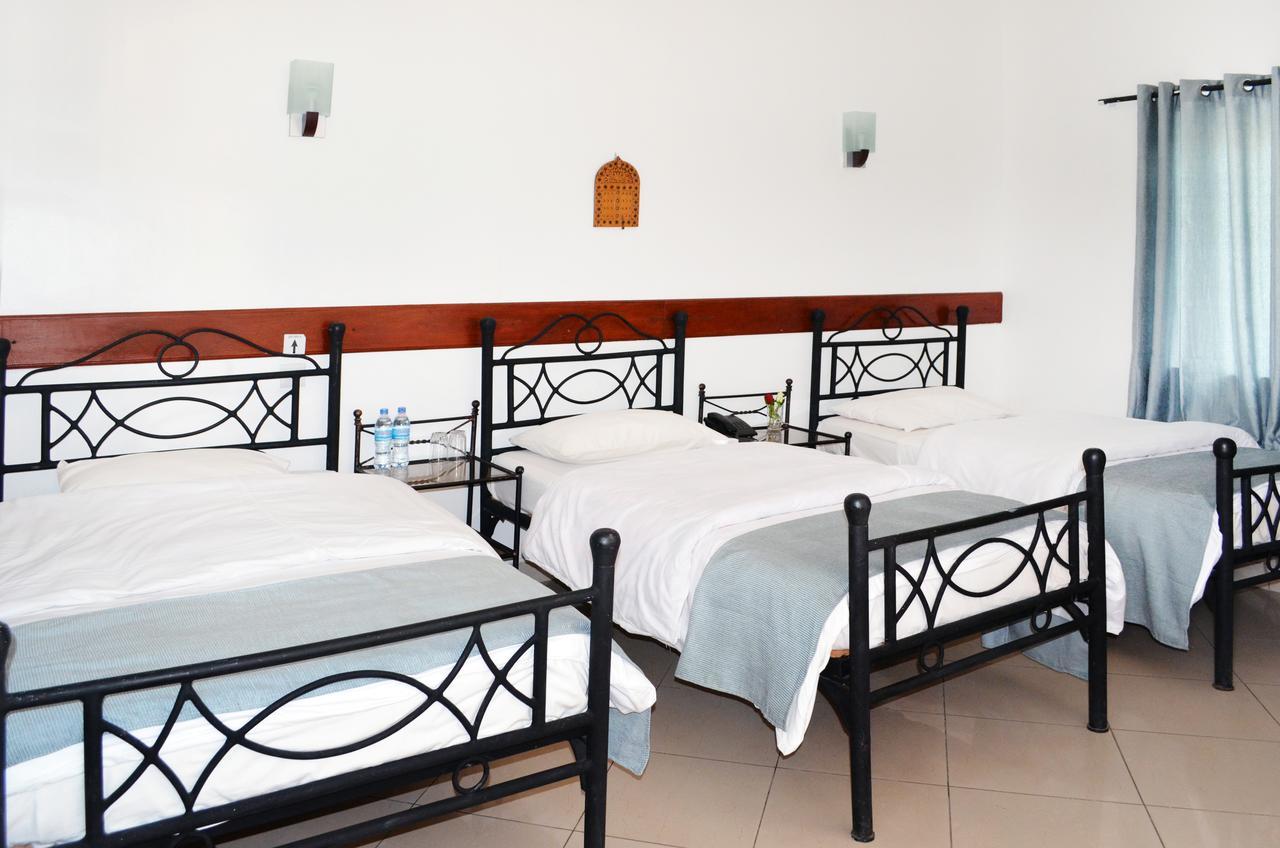 קואנרואה Arusha Naaz Hotel מראה חיצוני תמונה